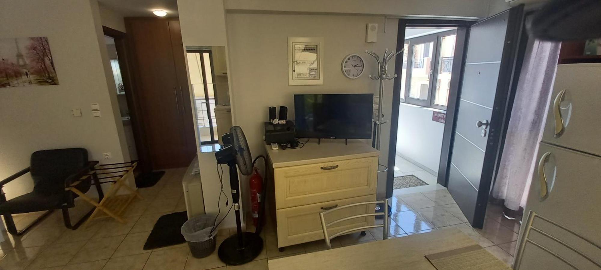Lavrio Center - Thanasis' Studio Eksteriør bilde